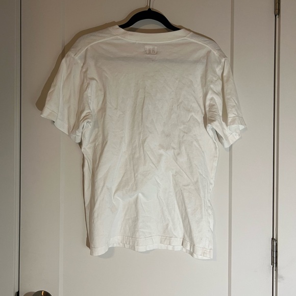 Uniqlo tee - Picture 3 of 3